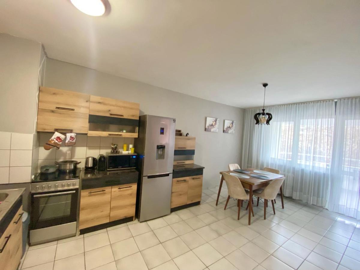 Spacious Apartment Next To South Park Просторен Апартамент До Южен Парк Top Location โซเฟีย ภายนอก รูปภาพ