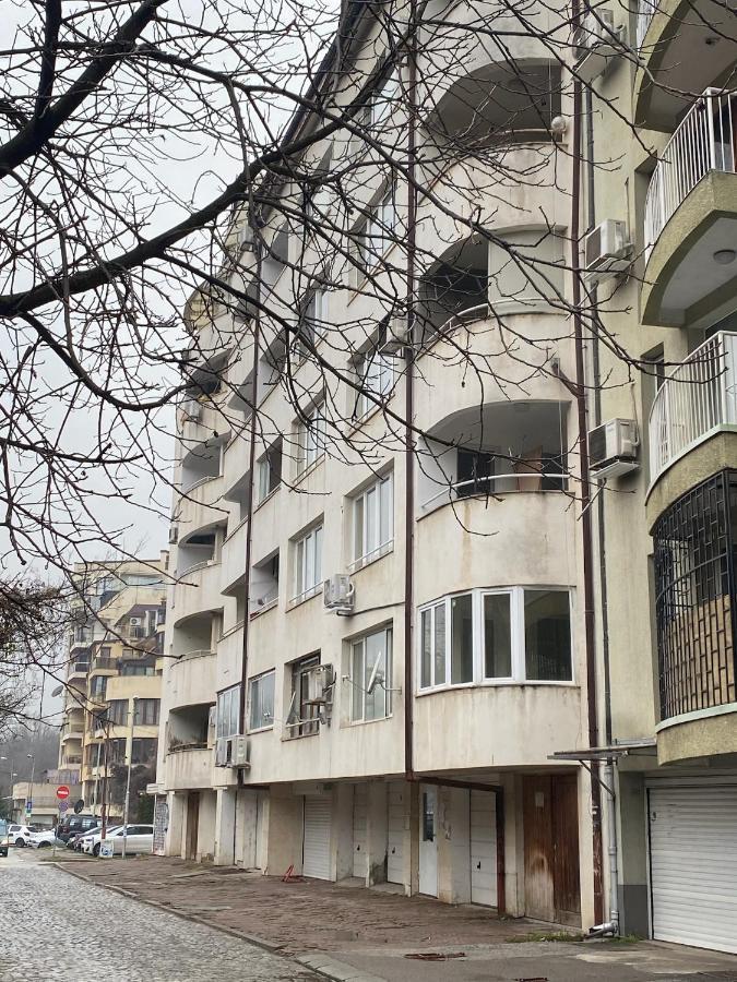Spacious Apartment Next To South Park Просторен Апартамент До Южен Парк Top Location โซเฟีย ภายนอก รูปภาพ